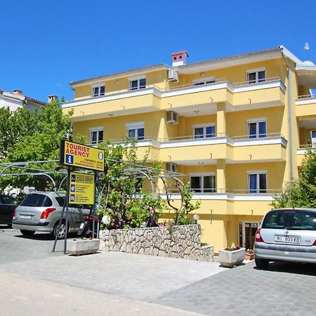 Apartments With A Parking Space Baska, Krk - 18716 Exteriér fotografie