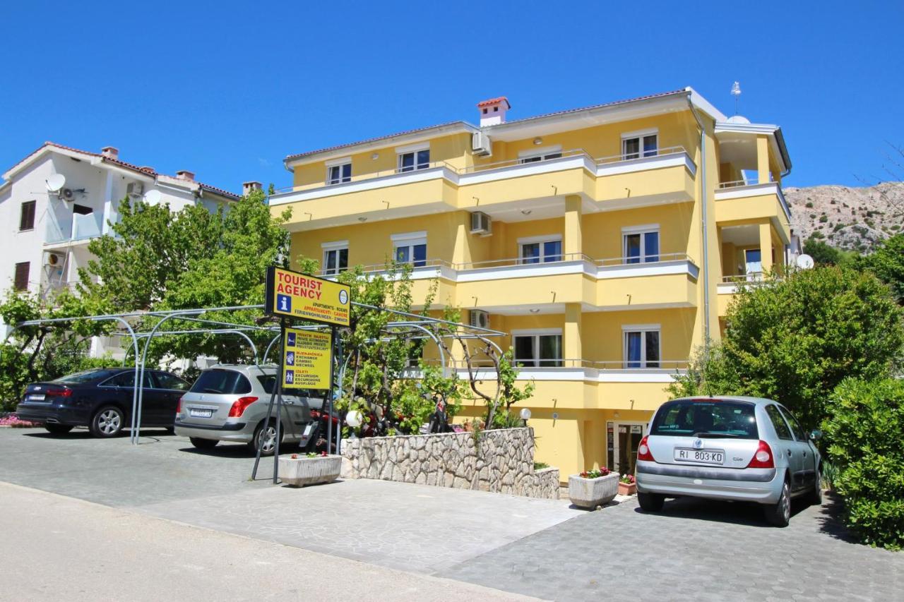 Apartments With A Parking Space Baska, Krk - 18716 Exteriér fotografie